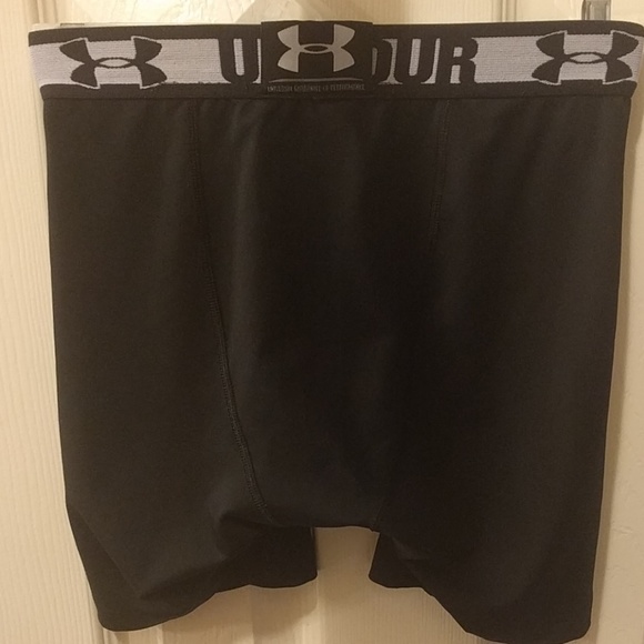 Men's HeatGear® Armour Mid Compression Size S - Picture 2 of 8